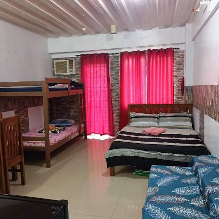 Kassel Residence Mhavic Family Room Good For 5Guest 马尼拉 外观 照片