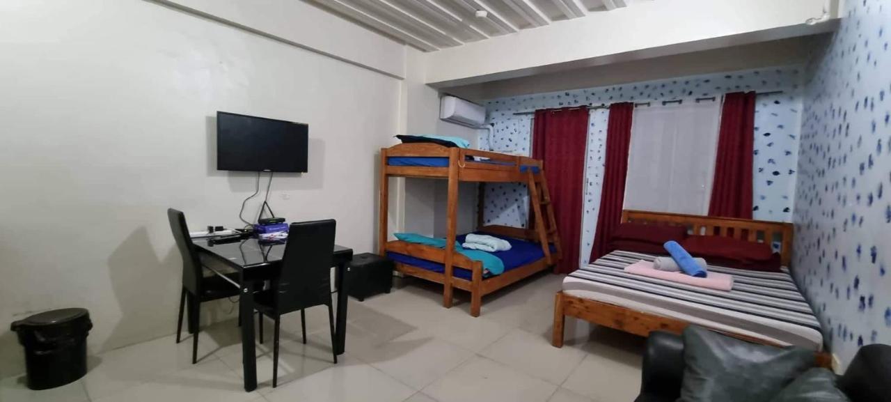 Kassel Residence Mhavic Family Room Good For 5Guest 马尼拉 外观 照片