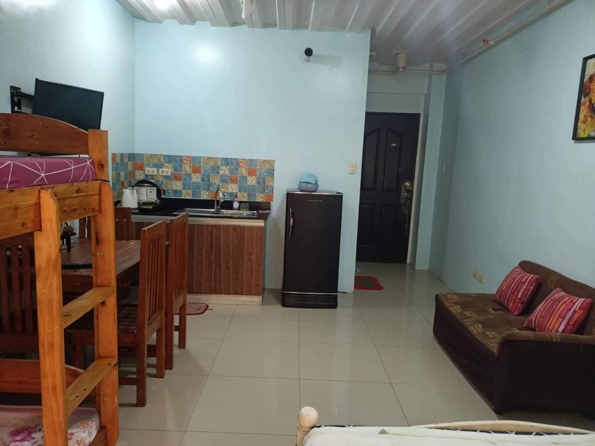 Kassel Residence Mhavic Family Room Good For 5Guest 马尼拉 外观 照片
