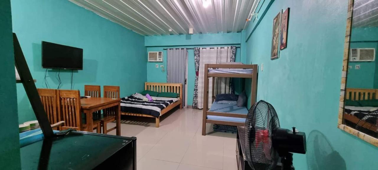 Kassel Residence Mhavic Family Room Good For 5Guest 马尼拉 外观 照片