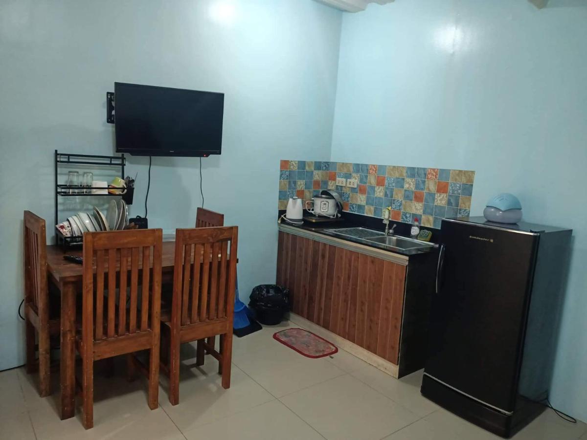 Kassel Residence Mhavic Family Room Good For 5Guest 马尼拉 外观 照片