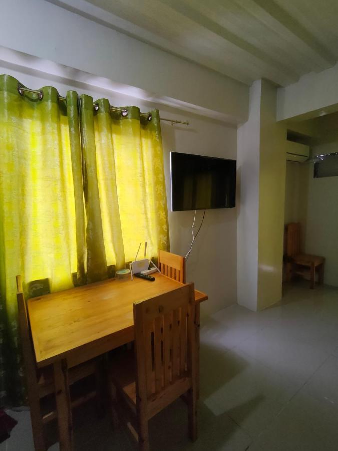 Kassel Residence Mhavic Family Room Good For 5Guest 马尼拉 外观 照片