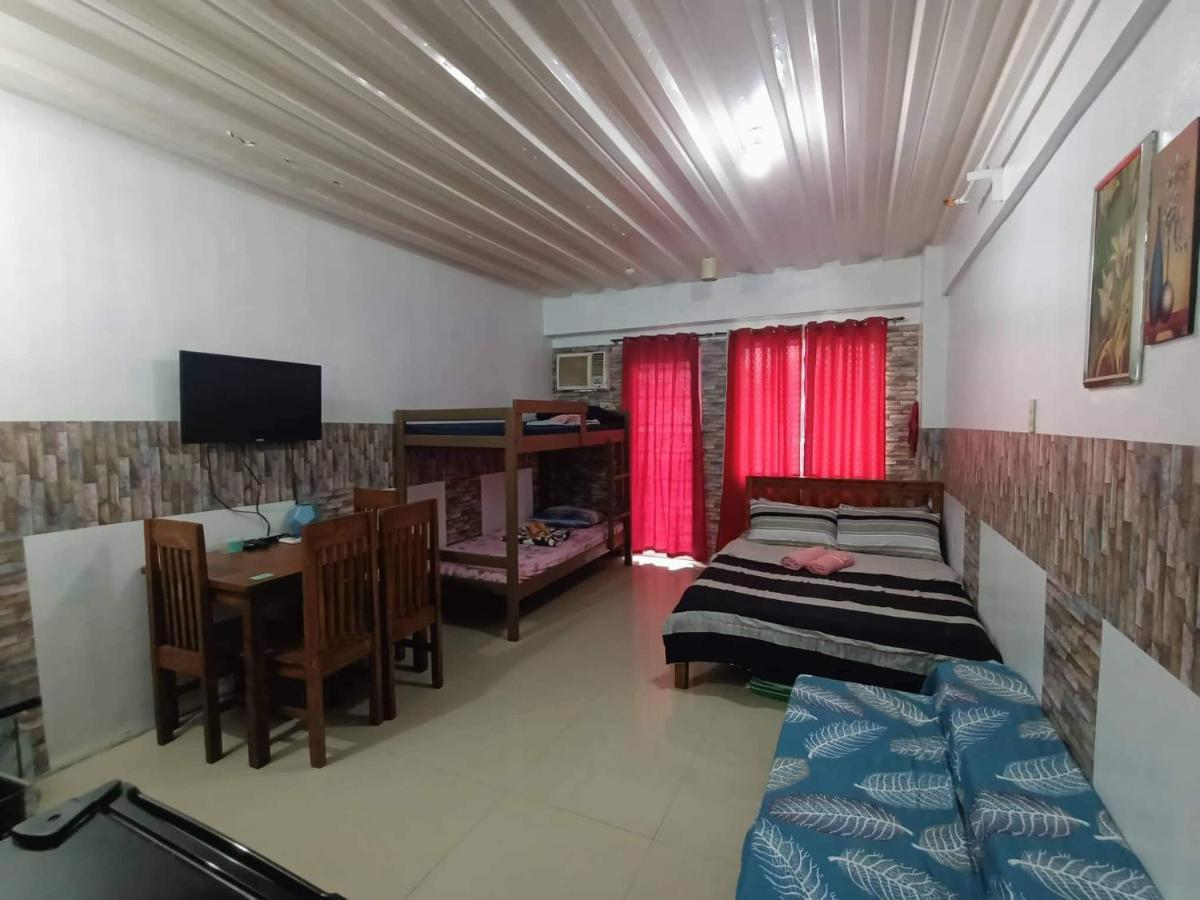 Kassel Residence Mhavic Family Room Good For 5Guest 马尼拉 外观 照片