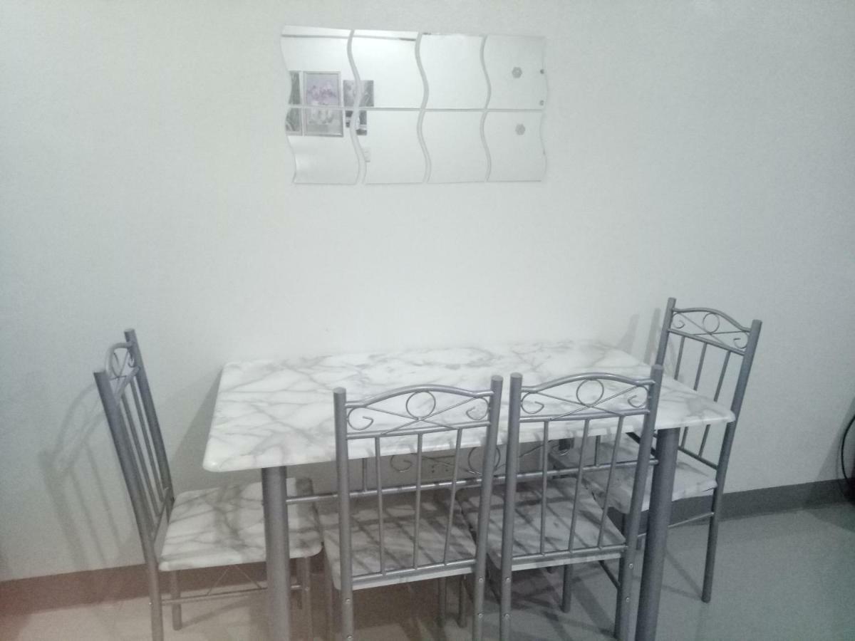 Kassel Residence Mhavic Family Room Good For 5Guest 马尼拉 外观 照片