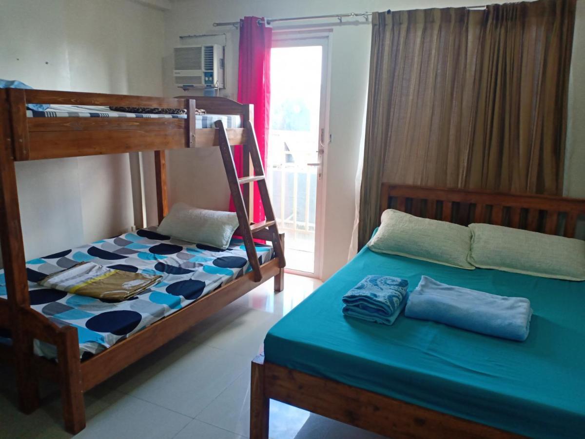 Kassel Residence Mhavic Family Room Good For 5Guest 马尼拉 外观 照片
